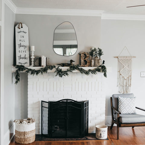 PERFNIQUE versatile mirror for entryways, living rooms, bedrooms.