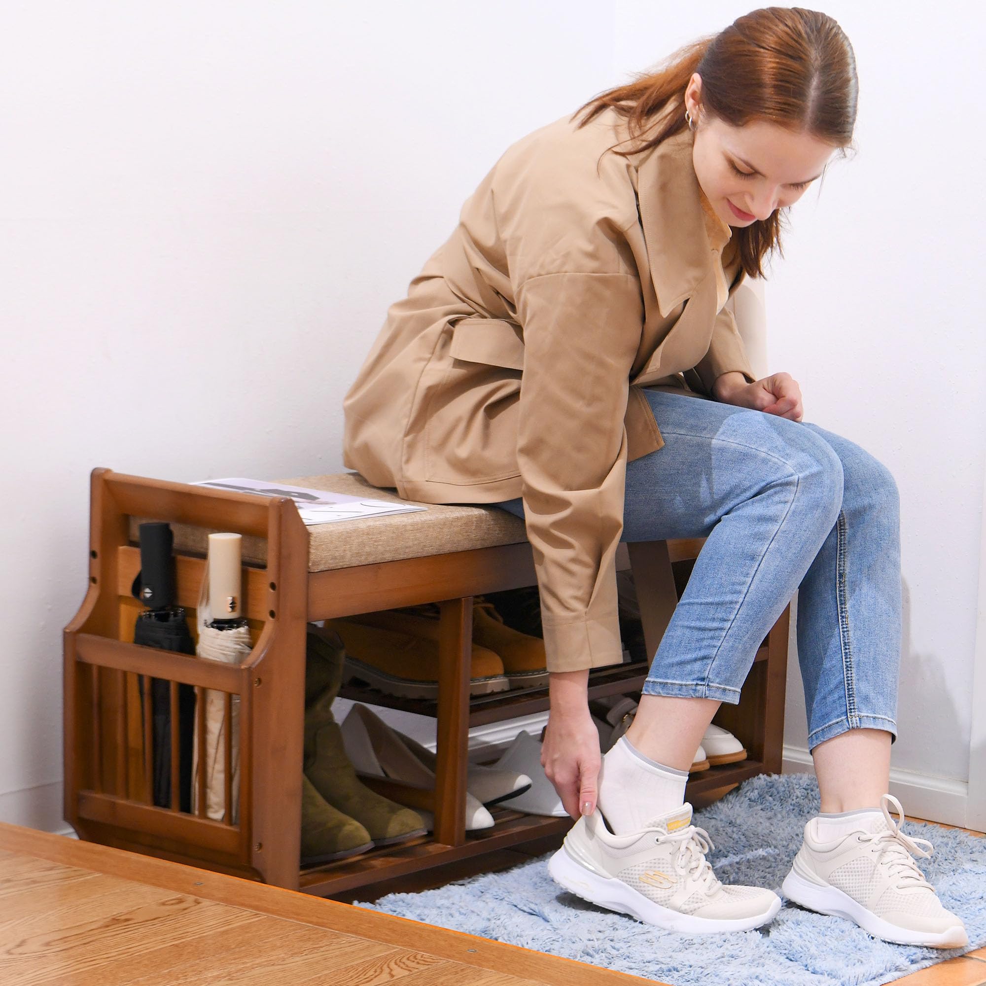 PETKABOO cushion on bamboo bench with breathable linen cover.