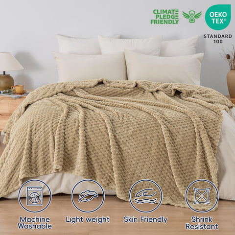 PHF 340GSM fleece blanket, warm yet lightweight for breathable comfort