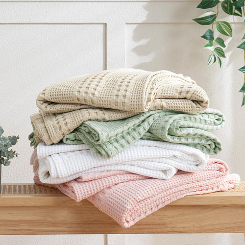 PHF machine-washable blanket ready for easy care