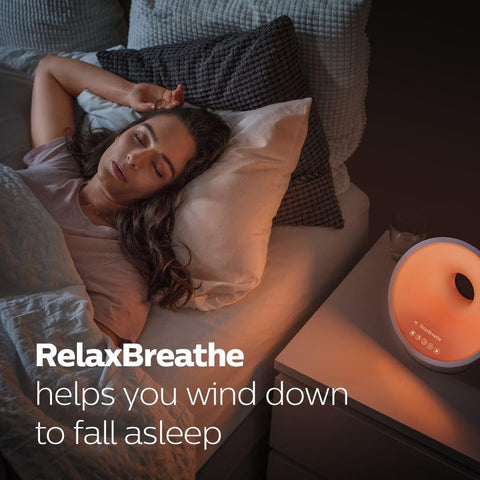 Auto-dimming display on Philips SmartSleep to reduce glare at night