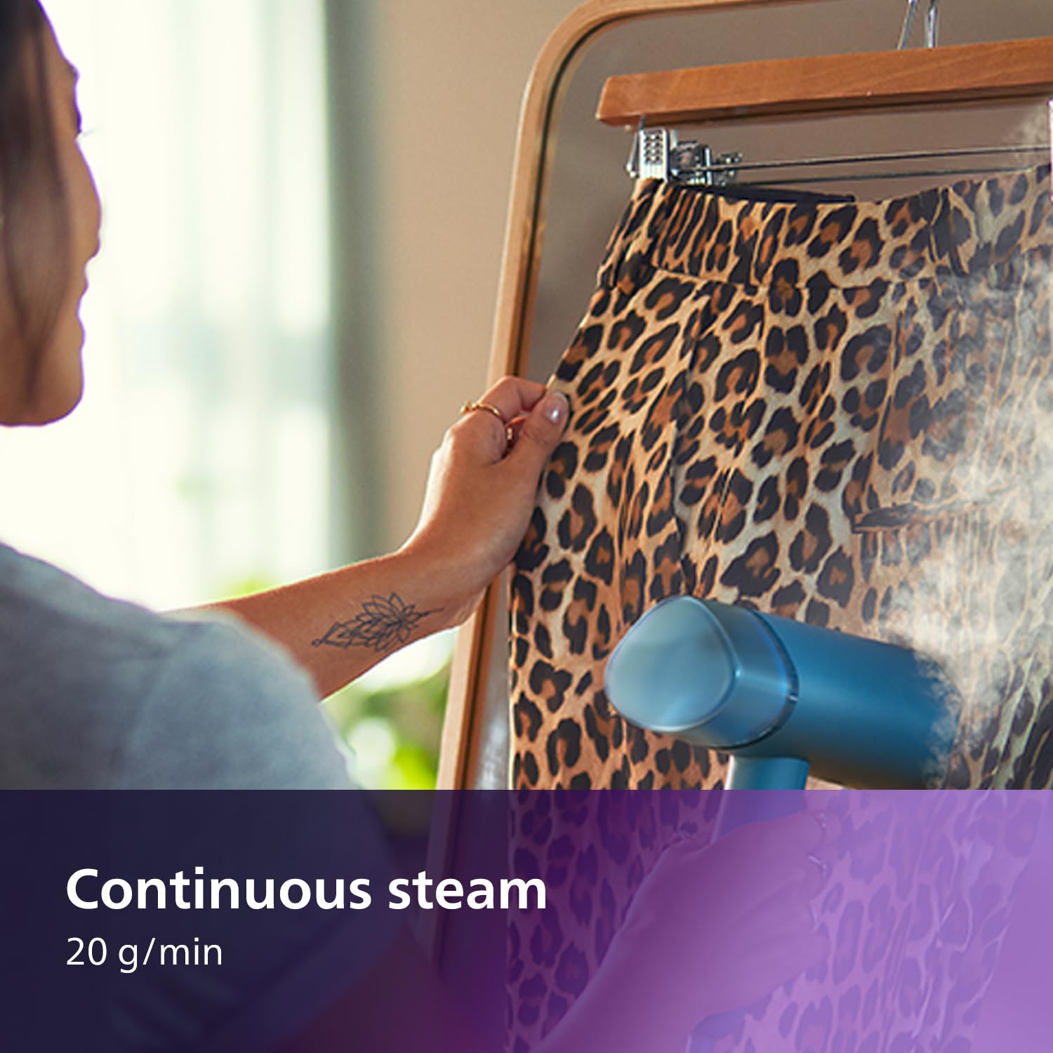 Philips STH3000 100ml tank enables one-outfit steam between refills.