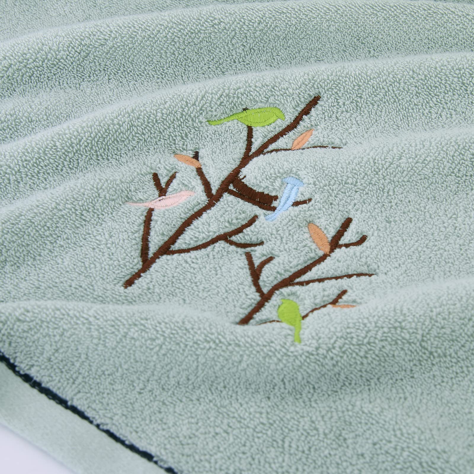 Pidada gift-ready towels make a thoughtful present for housewarmings.
