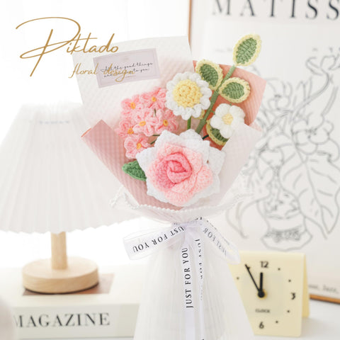 Piklado care-friendly bouquet dusting keeps its beauty with minimal maintenance.