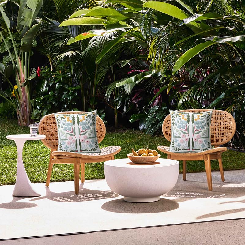 Pilmandu cotton canvas pillow cover with embroidery offers soft touch for cozy seating.