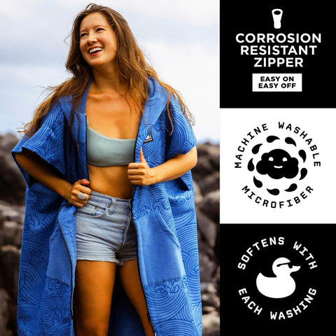 Pilotfish Surf Poncho inner pocket stores small items safely.