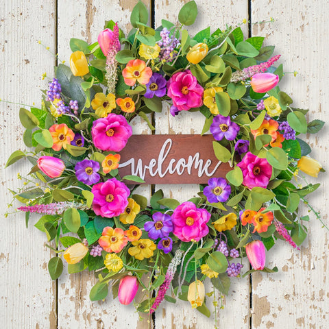 Pinkpuii Welcome Sign Wreath closeup emphasizes inviting front-door greeting.