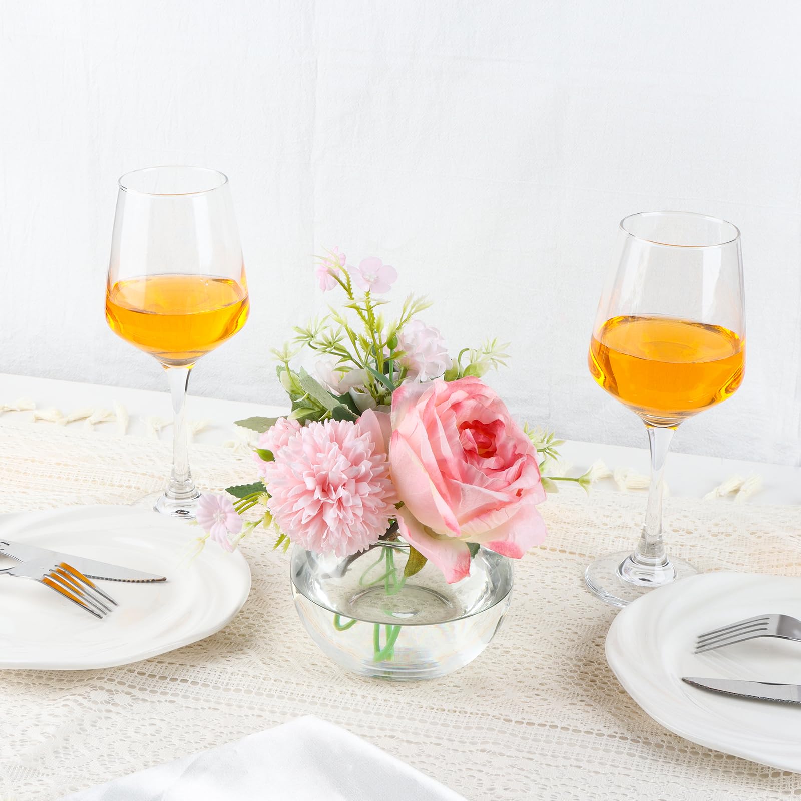 PINIWON vase as candle holder creates a warm ambient tablescape
