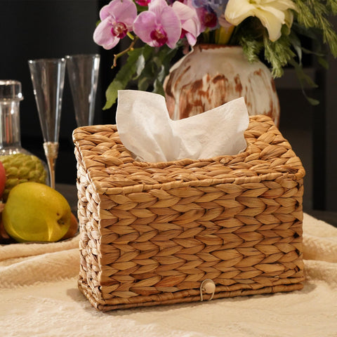 PINXIURY side view emphasizes compact footprint and durable craftsmanship