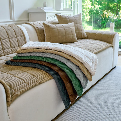PJLZJFBY corduroy fabric close-up highlights soft, skin-friendly texture.