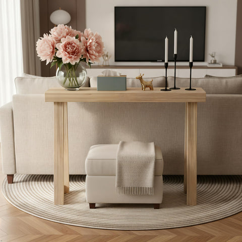 Plank+Beam color-matched hardware provides cohesive hardware detail.