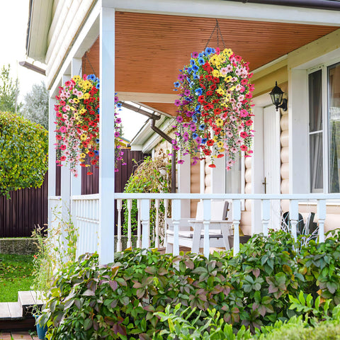 Playieer rose-red bundle adds vibrant focal points to outdoor spaces.