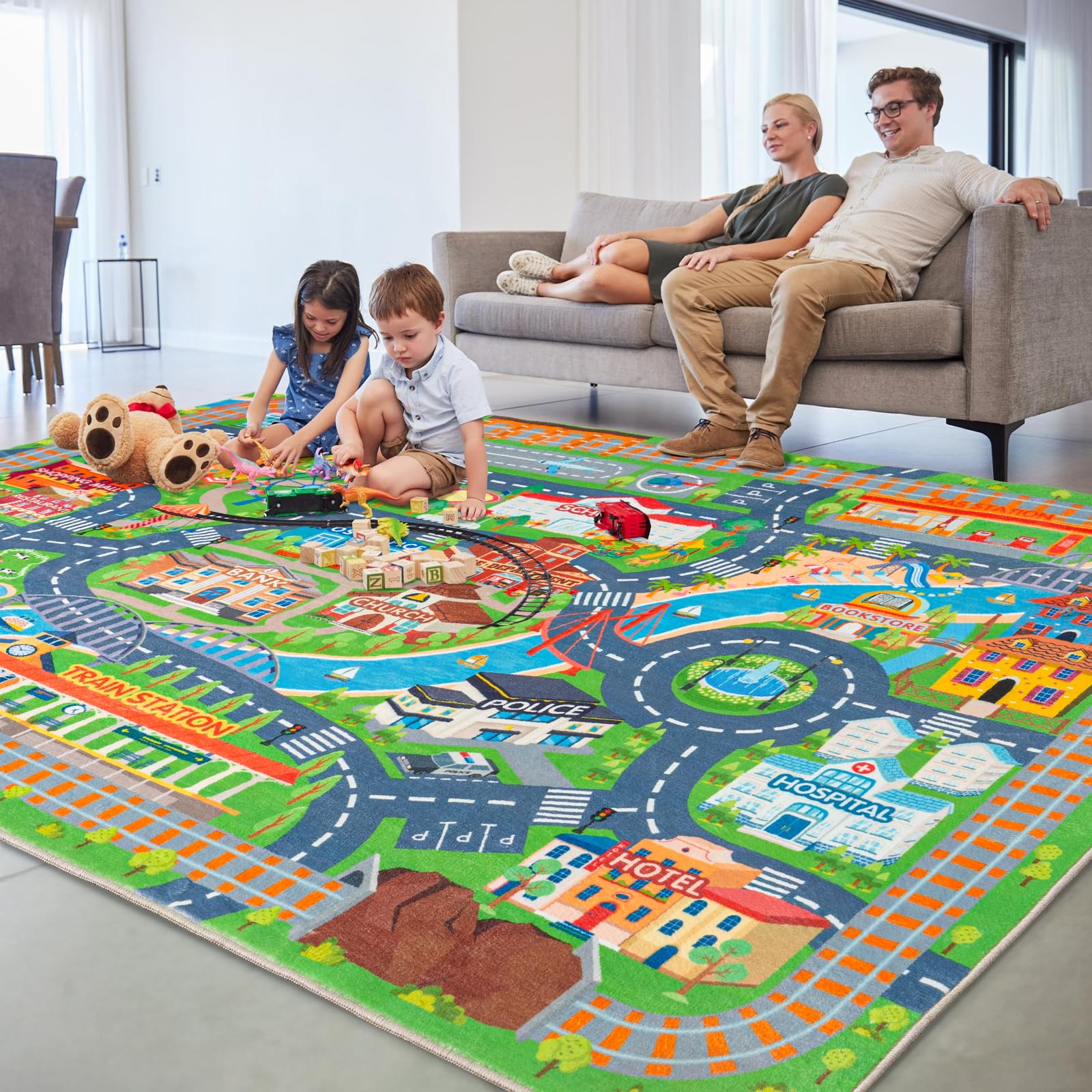 Plumlik non-slip bottom keeps the mat in place during play.