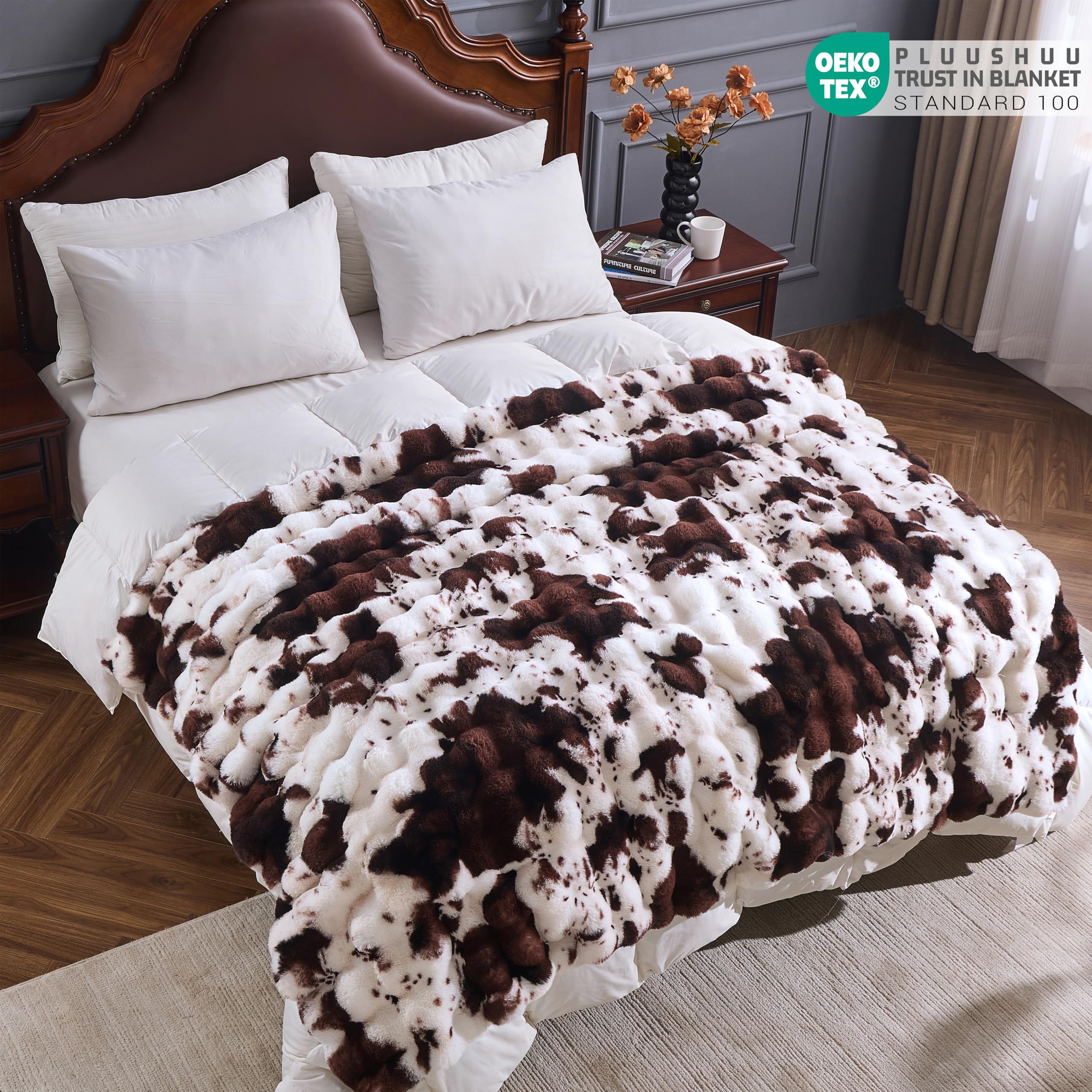 PLUUSHUU easy-care blanket stays plush after washing.