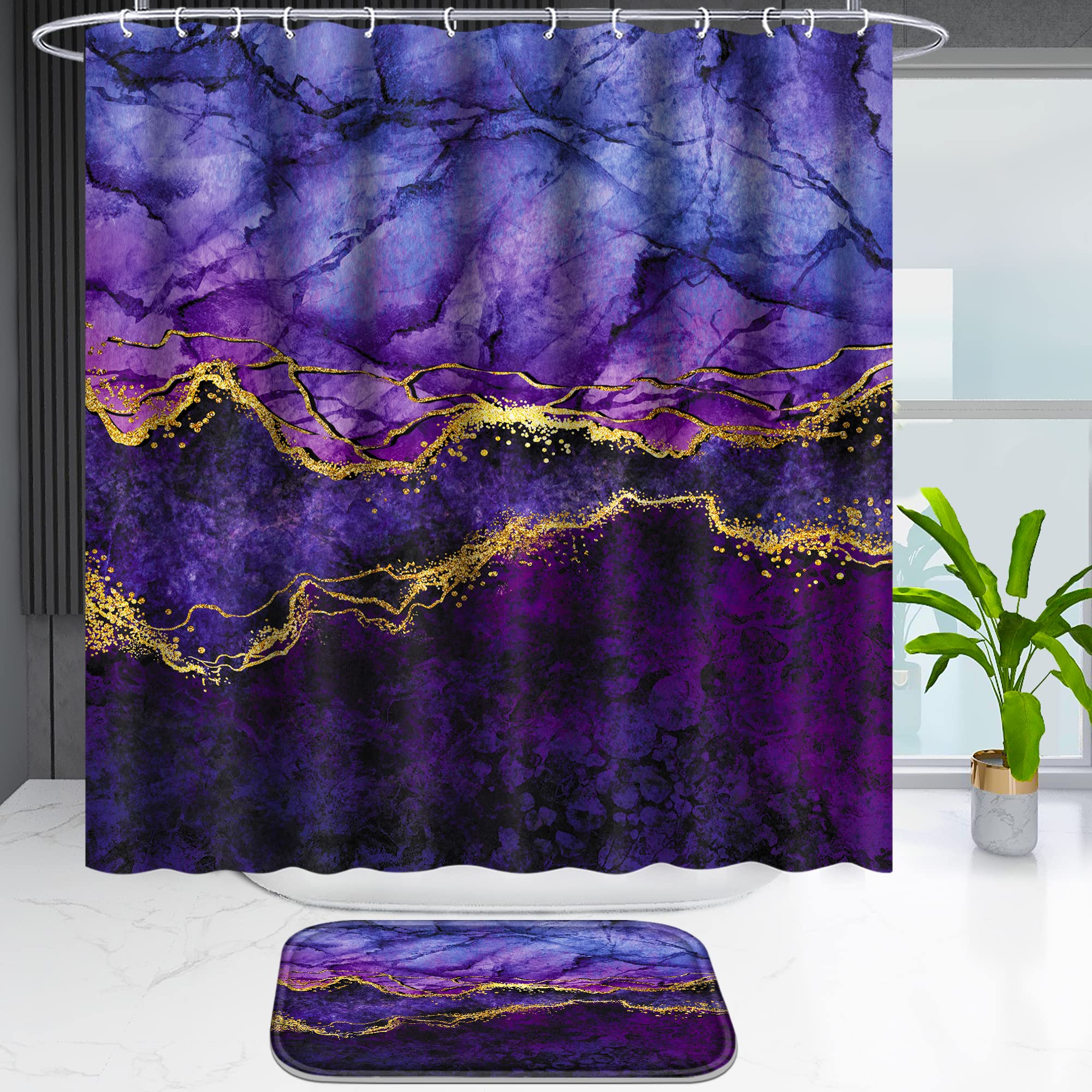 Poedist memory foam bath mat delivers soft comfort and absorbency.