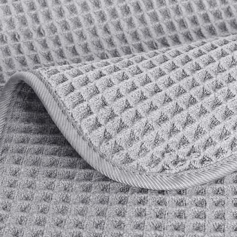 POLYTE 4-pack packaging emphasizes value and convenient home use.