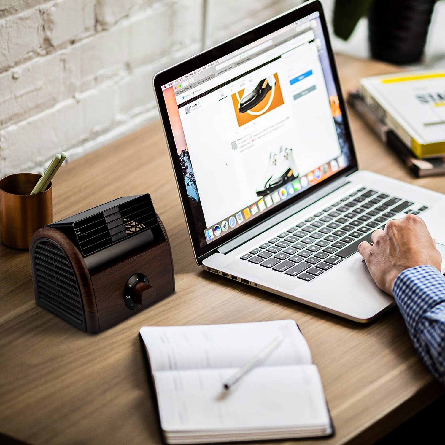 POOCCI desk fan quiet operation ideal for sleep or focused work