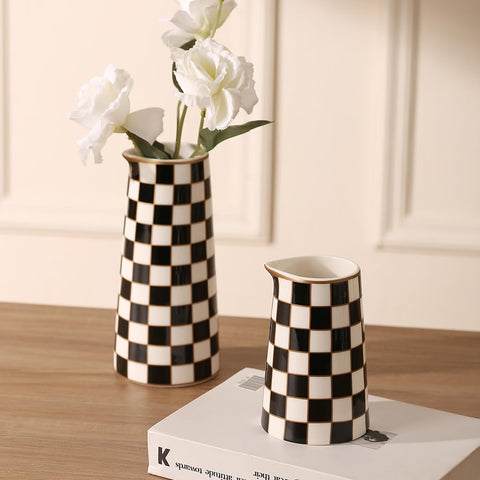 Porlien checker porcelain vase supports dried flowers and pampas grass.