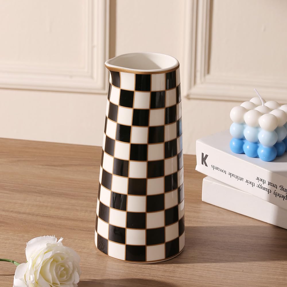 Porlien checker porcelain vase ideal for fresh bouquets and arrangements.