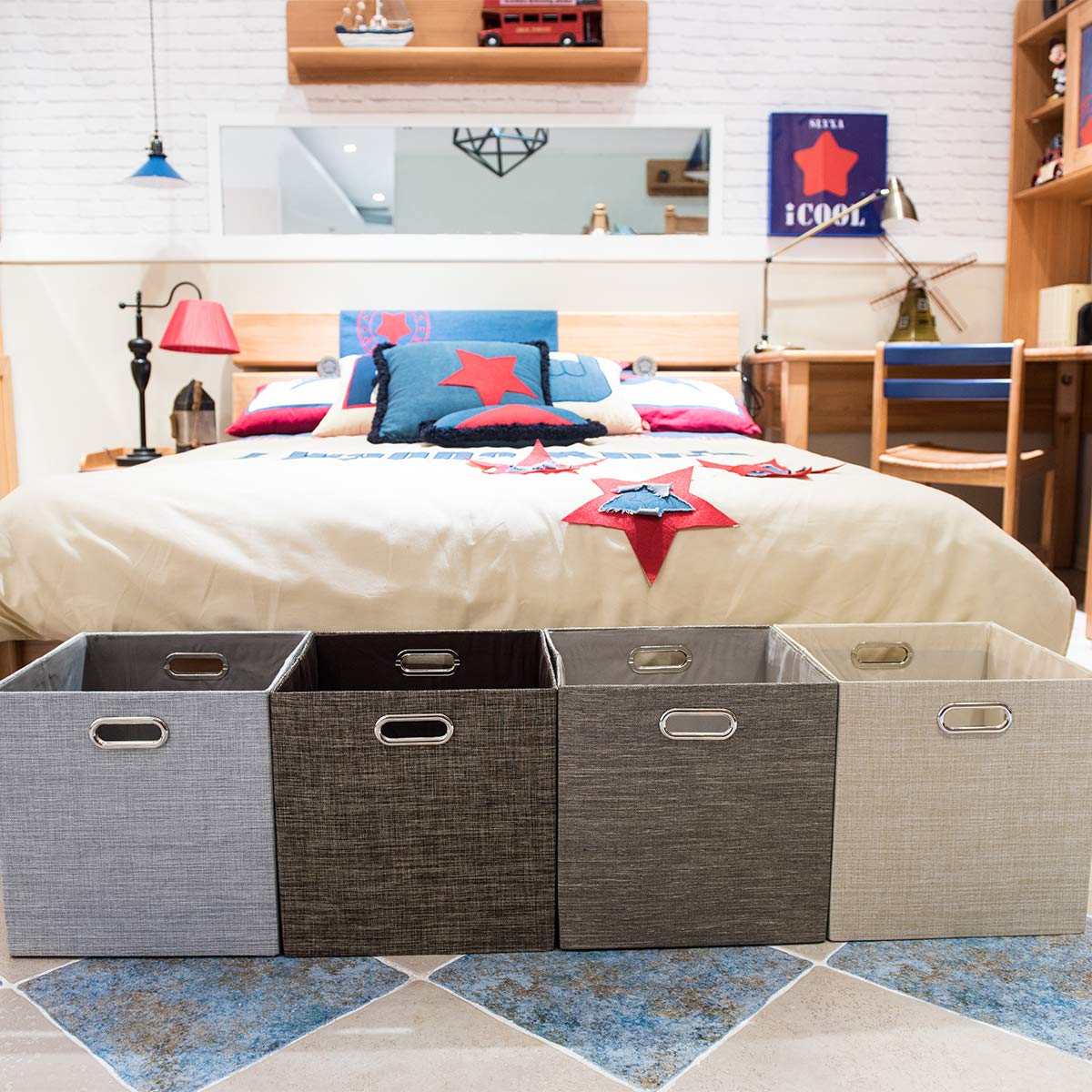Posprica compact flat-fold feature for easy storage