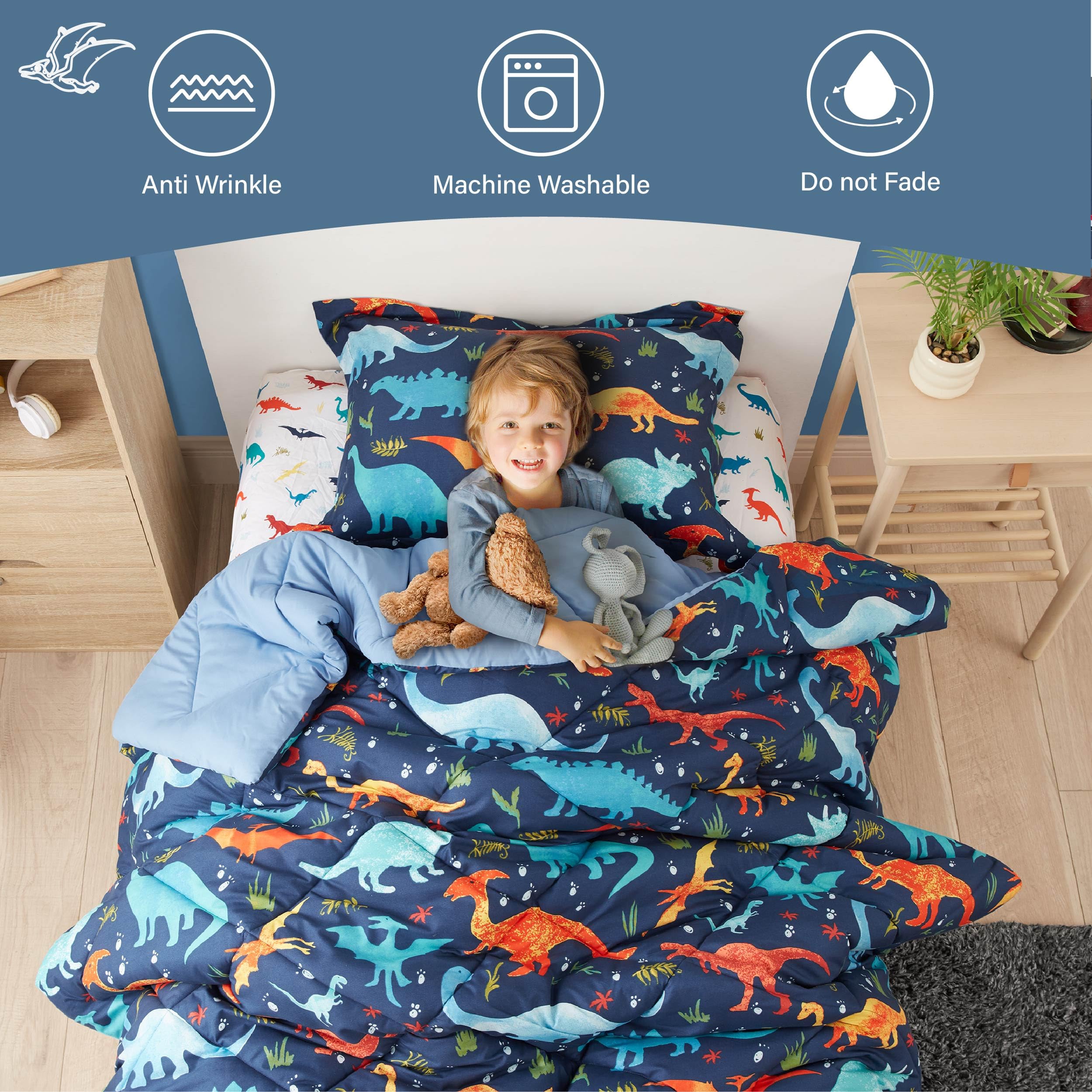 PPOLCA Dinosaur Bedding microfiber texture highlighting plush softness.