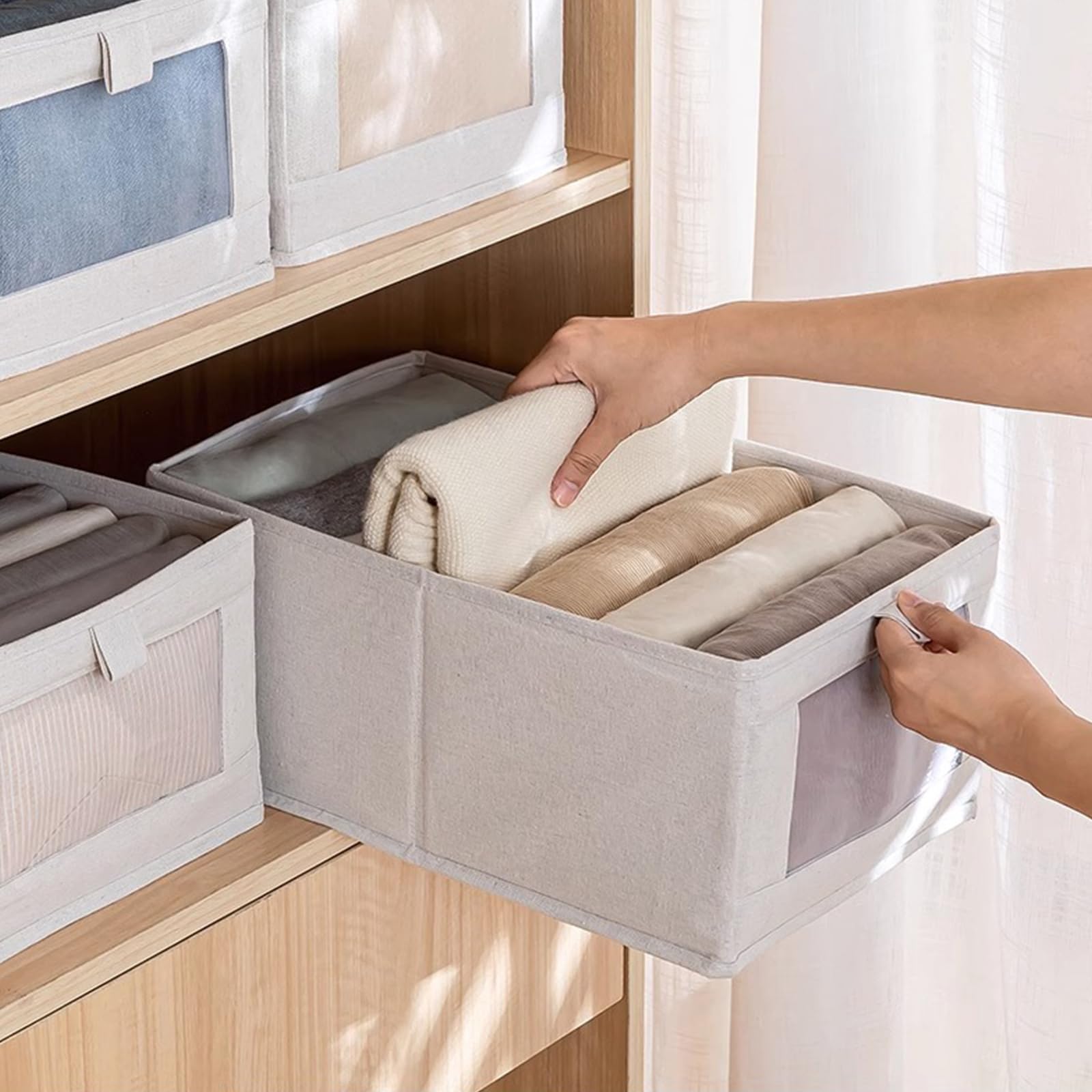 Pradnel bottom fiberboard stability keeps bins upright even when empty.
