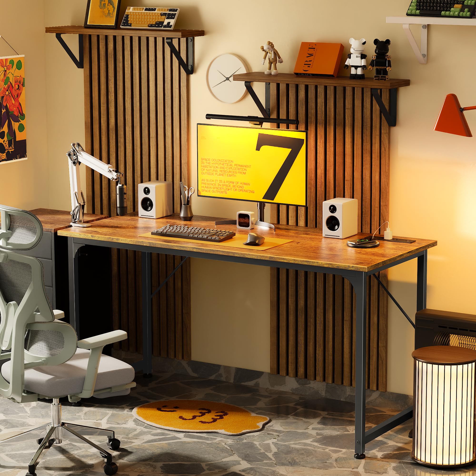 PRAISUN space-saving design reduces cable clutter and frees desk space