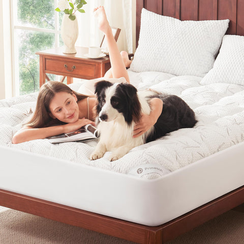 Machine-washable topper simplifies cleaning and maintenance.
