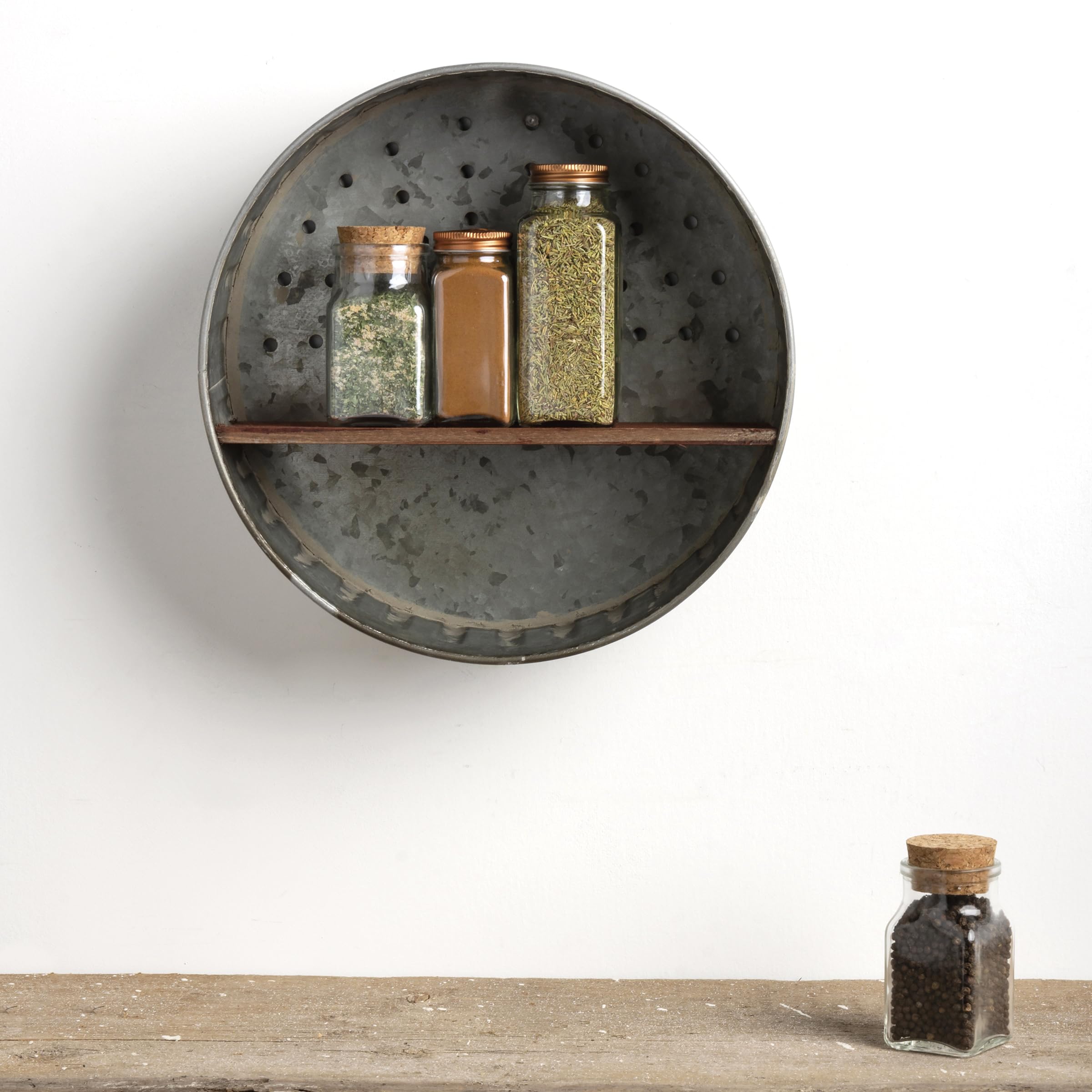 Built in hanger on Primitives by Kathy 38024 allows easy wall mounting.