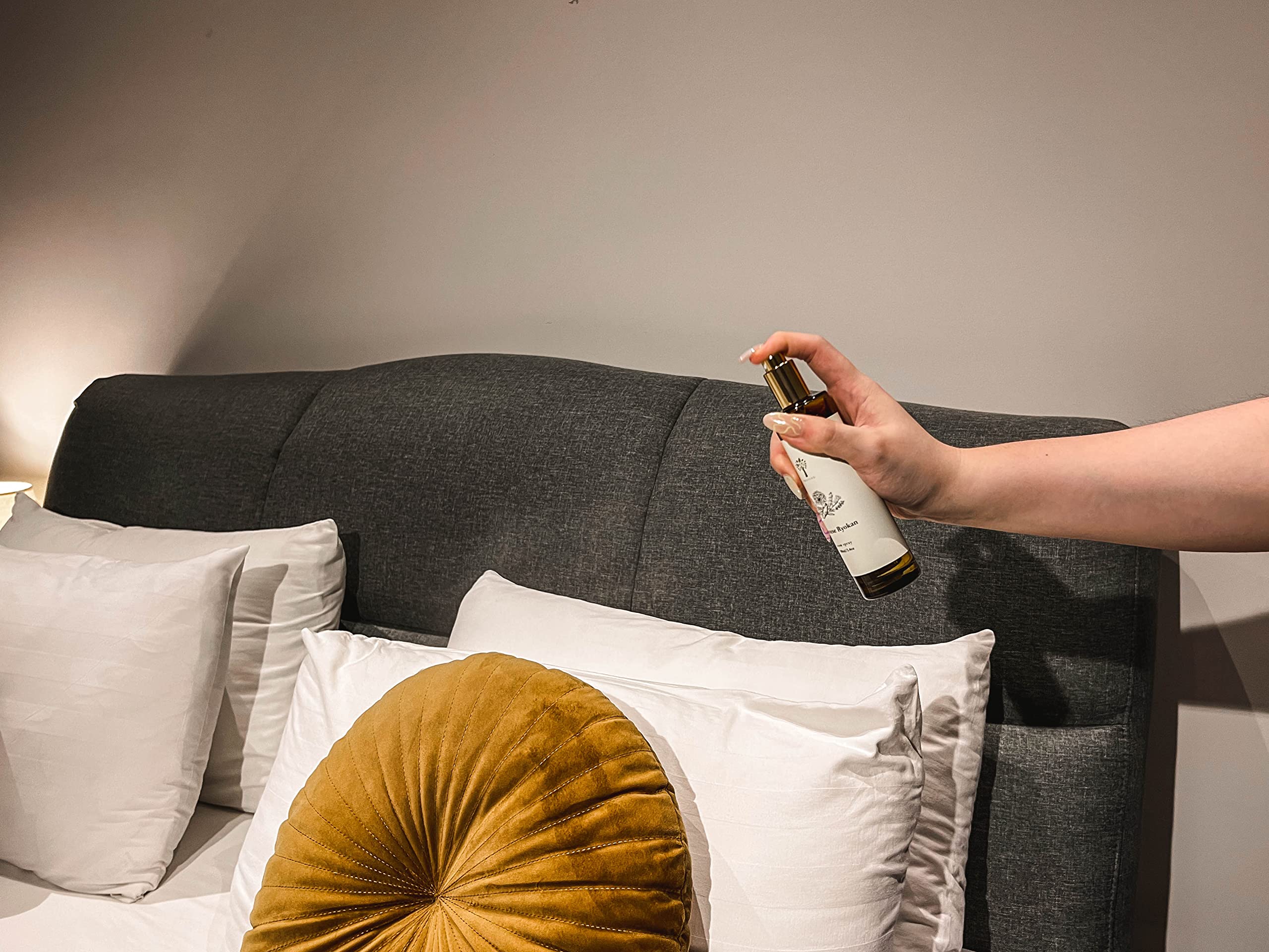 Pristine office spaces fragrance option to elevate work zones.