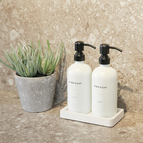 Prus Waso metal-pump closeup highlights premium hardware and long-lasting use.