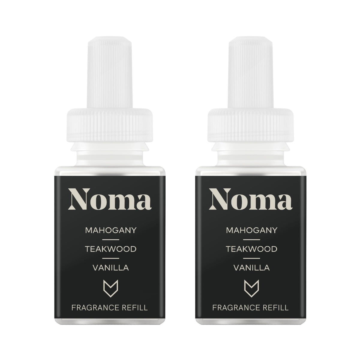 Pura GUY FOX refill with vanilla-jasmine-mahogany-teakwood notes for a warm living room ambiance
