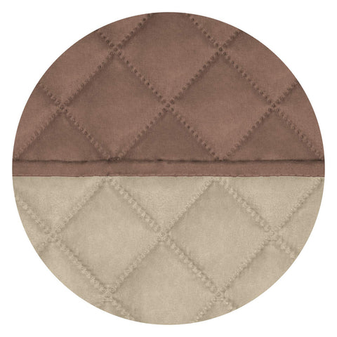 PureFit elastic straps ensure tight fit without wrinkling on the sofa.