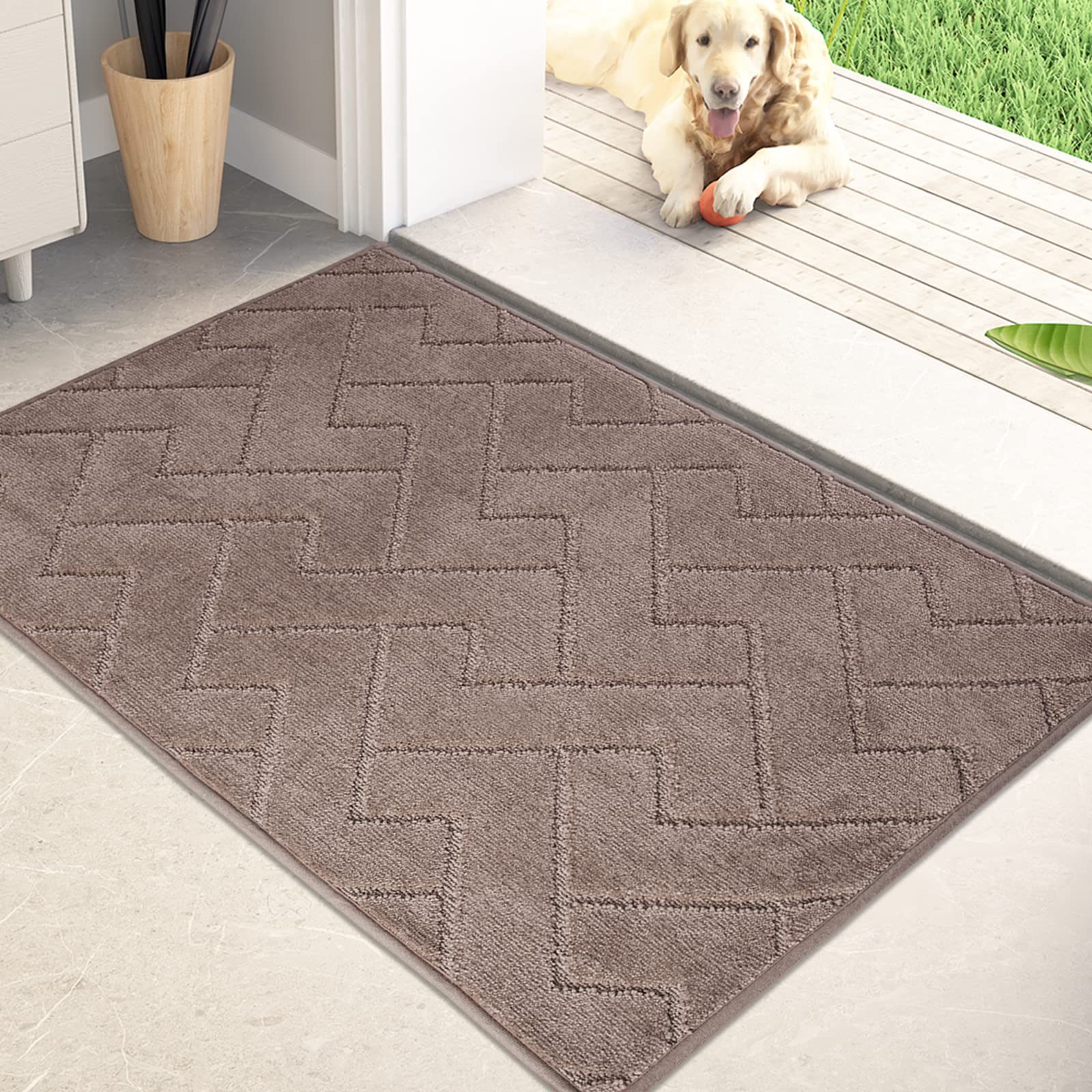 PURRUGS dirt-trapping door mat at the entryway traps moisture for cleaner floors.