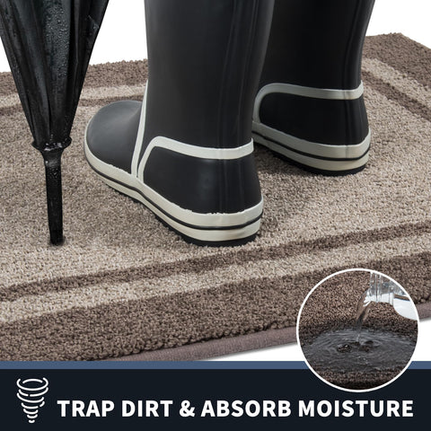 PURRUGS machine-washable mat; easy cleanup after muddy shoes.