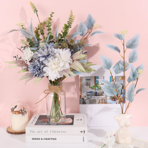 Pusuny white dahlia and eucalyptus bouquet brings natural charm to living rooms.