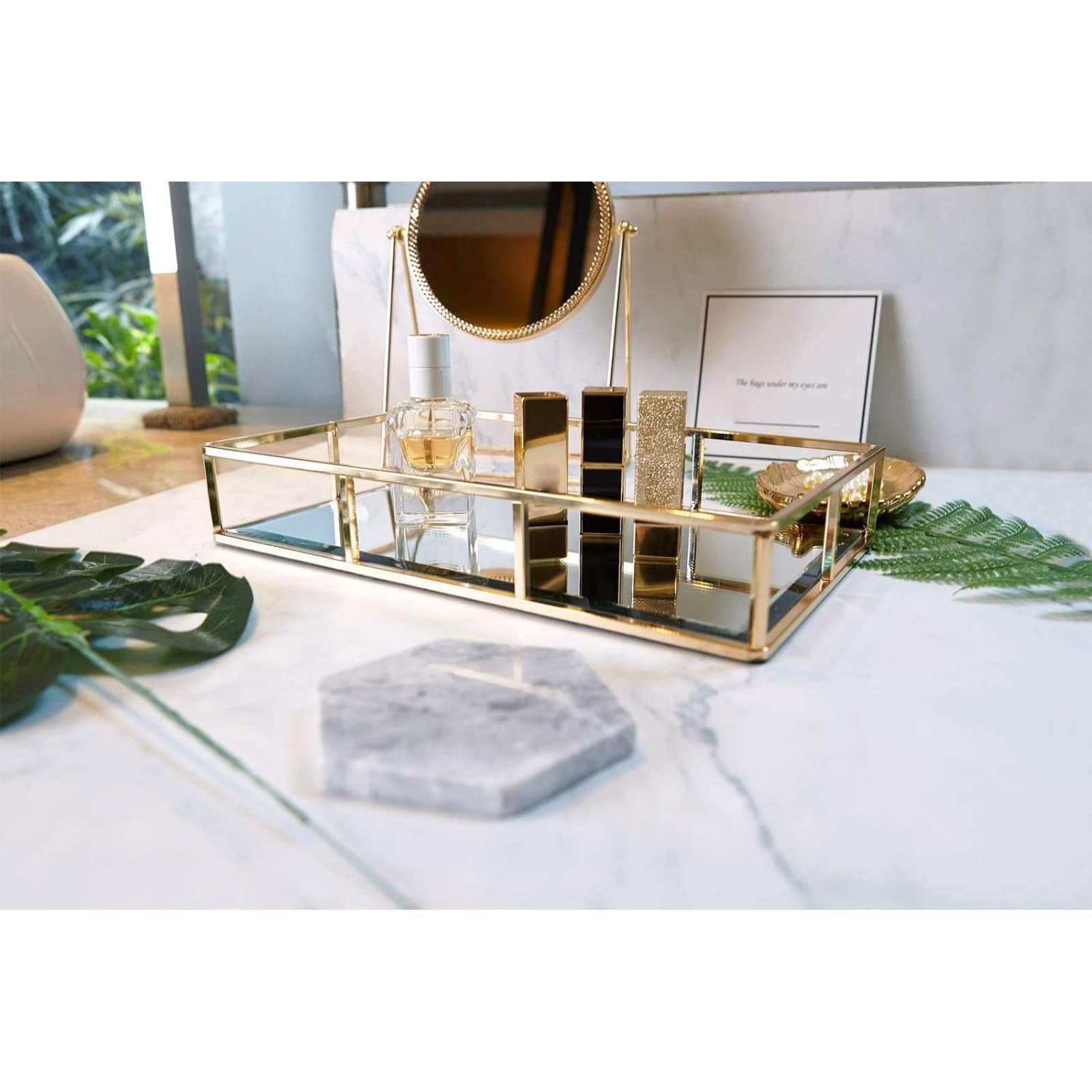 PuTwo Tray Mirror perfume-display keeps bottles visible