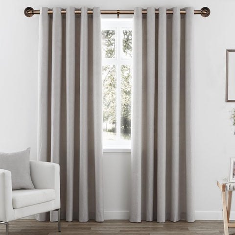 QBMVWF brass rod enhances kitchen, living, or patio with rustic-industrial decor.