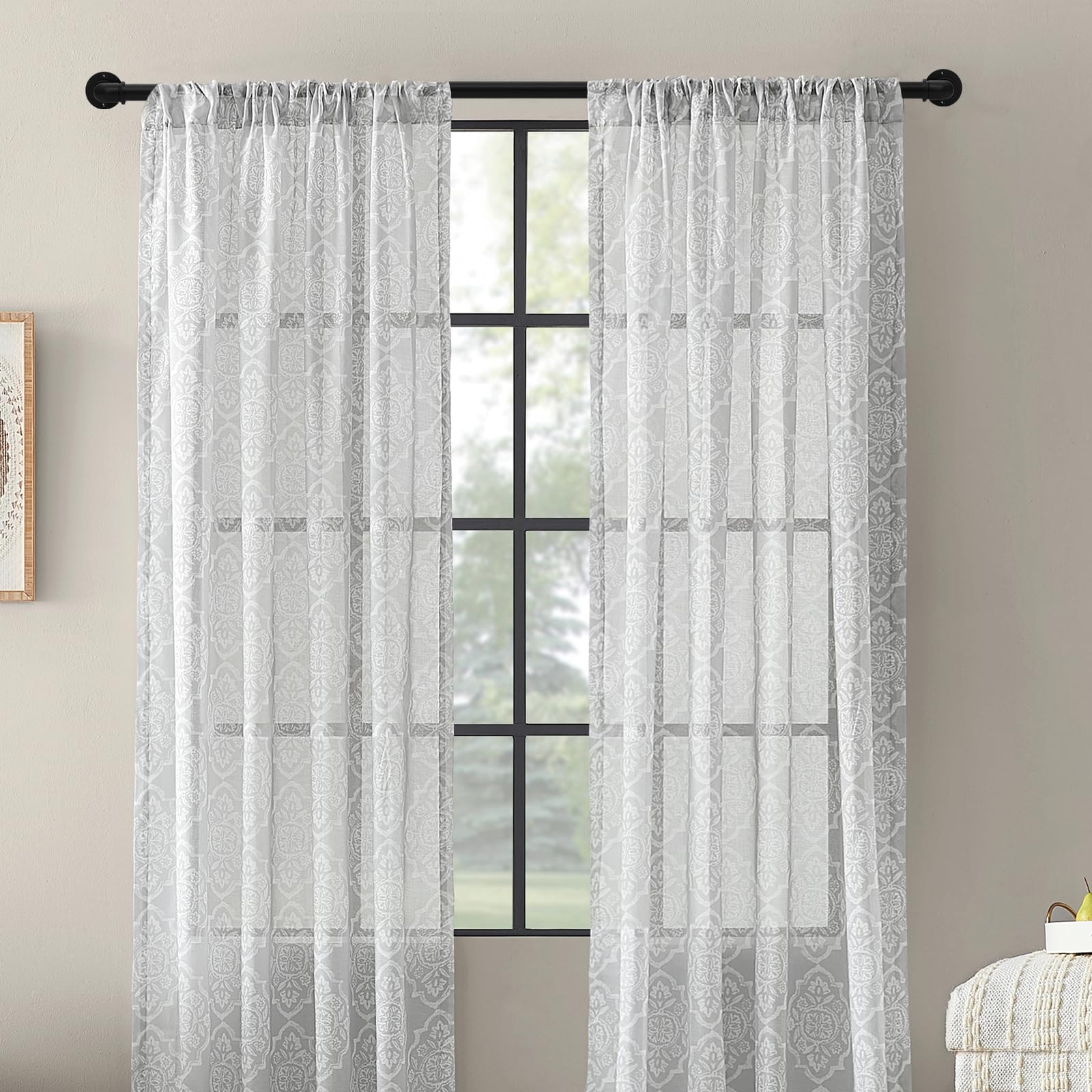 QBMVWF heavy-duty rod supports up to 30 pounds for heavier drapes