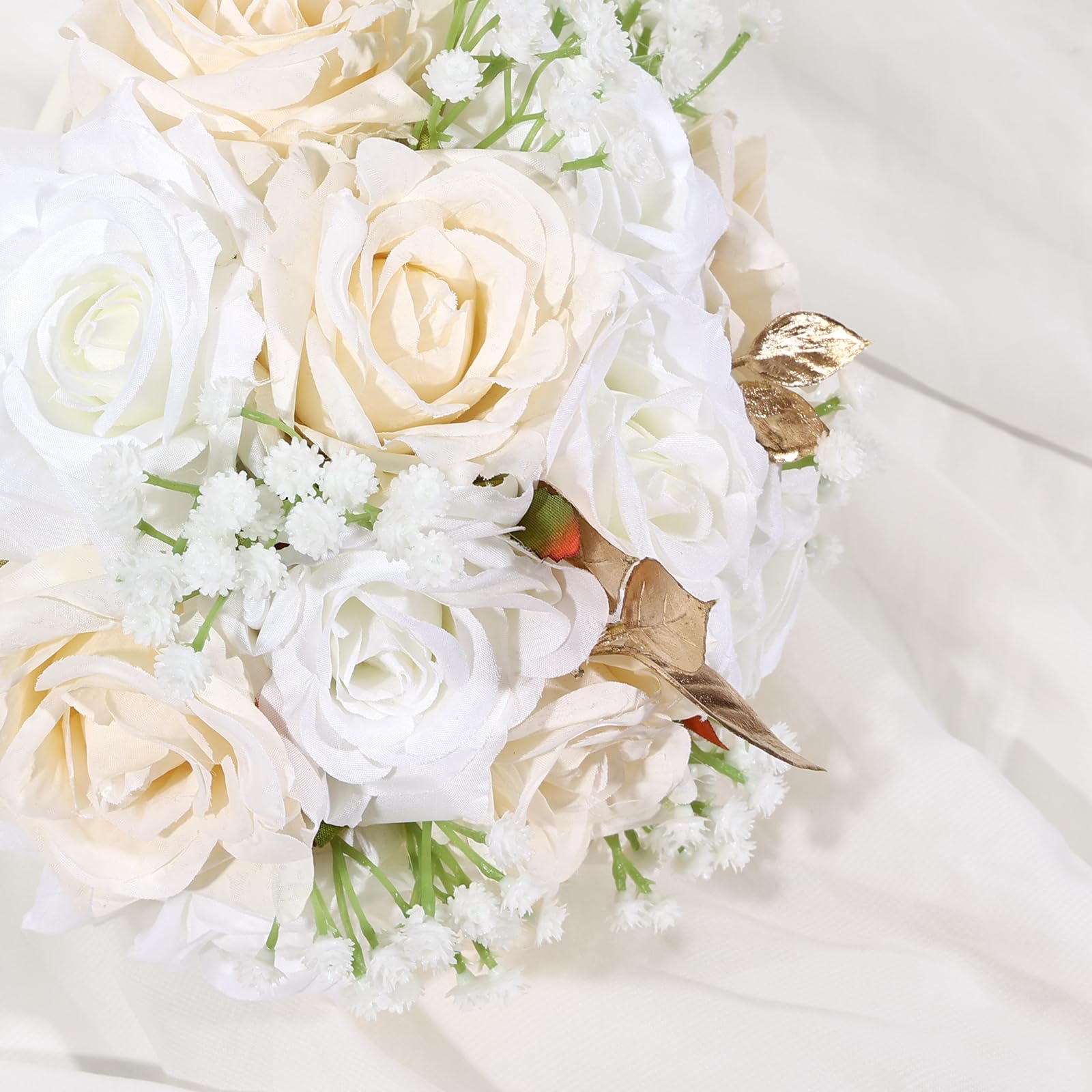 Qeedy multipurpose floral arrangement for bridal, centerpiece, or photo prop.