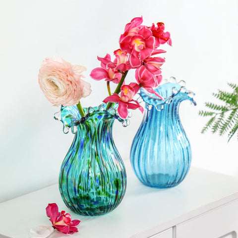QFkris bubble vase displaying tulips for vibrant table decor