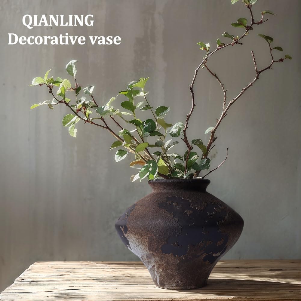 QIANLING decorative pottery vase suited for centerpiece styling and natural home aesthetics.
