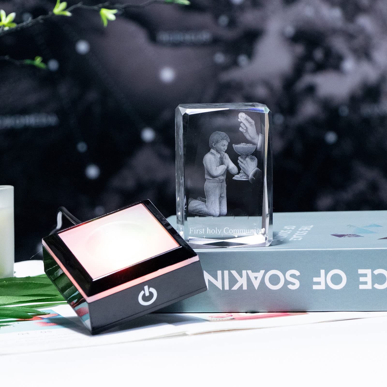 Qianwei touch switch base allows easy power control.