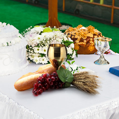 Qinyoung First Communion setup supports versatile ceremony styling.