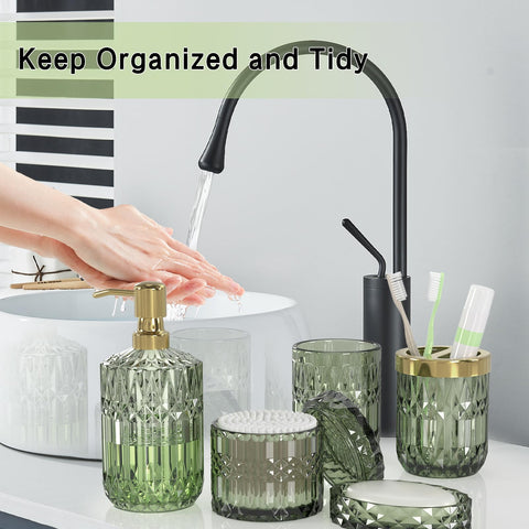 QIQU soap dish displays practical elegance and catches drips with simple maintenance