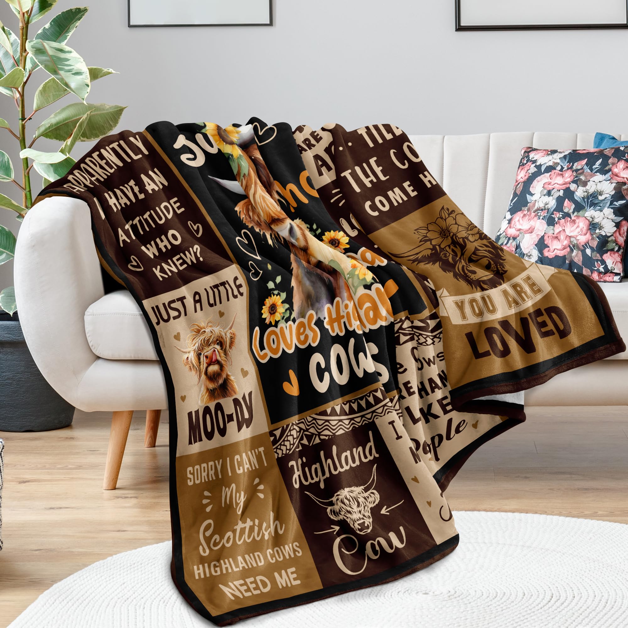 Qotuty Highland Cow Blanket portable and lightweight for travel