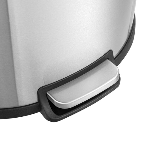 QualiaZERO large 50-liter capacity minimizes frequent emptying in high-traffic spaces.