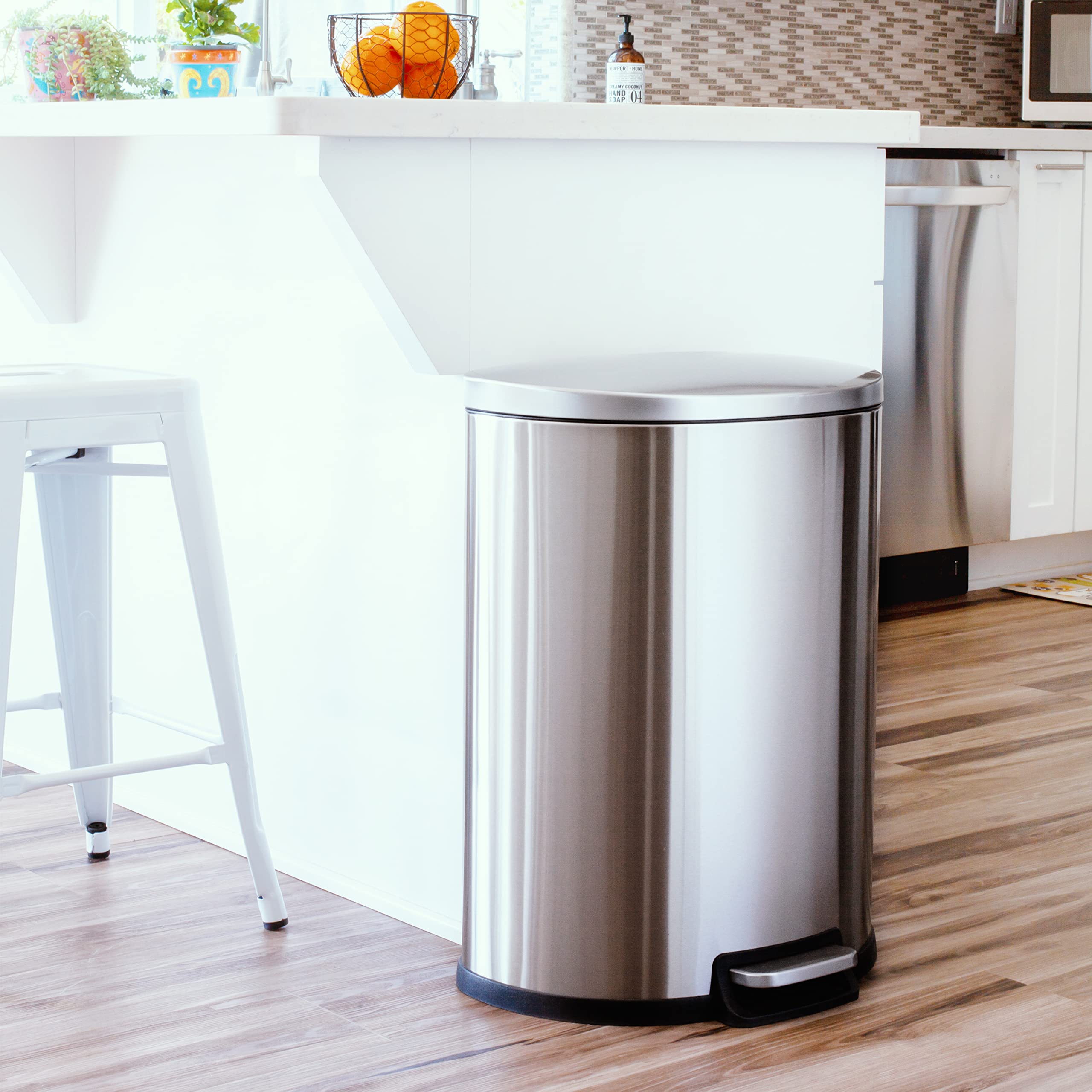 QualiaZERO versatile design fits home kitchens, offices, bathrooms, and dorms.