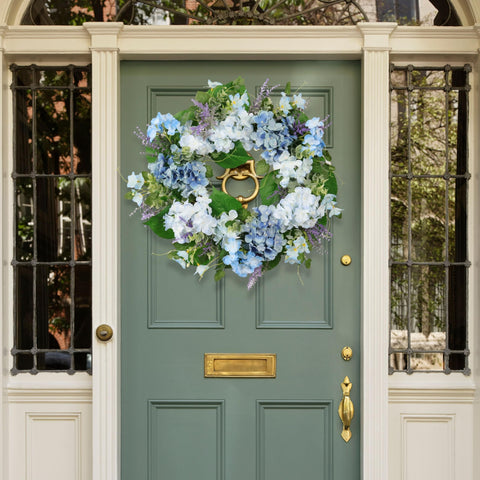 Quixem gift-ready wreath ideal for moms and nature lovers.