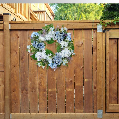 Quixem wreath suitable for indoor/outdoor use without watering.